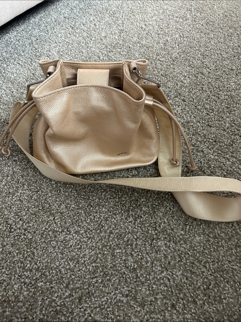 Soft Pebble Crossbody Bag in Light Beige